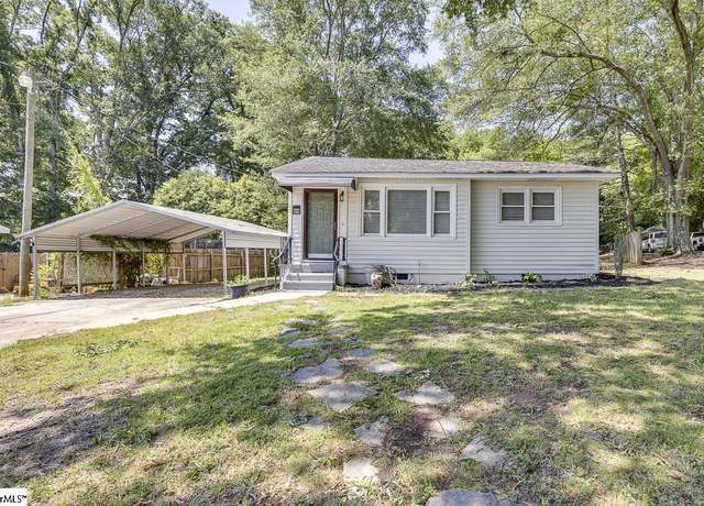 Property at 413 N Maple St, Simpsonville, SC 29681, 2 beds, 1 bath
