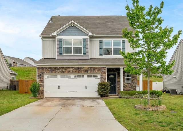 Property at 144 Caledonia Dr, Easley, SC 29642, 3 beds, 2.5 baths