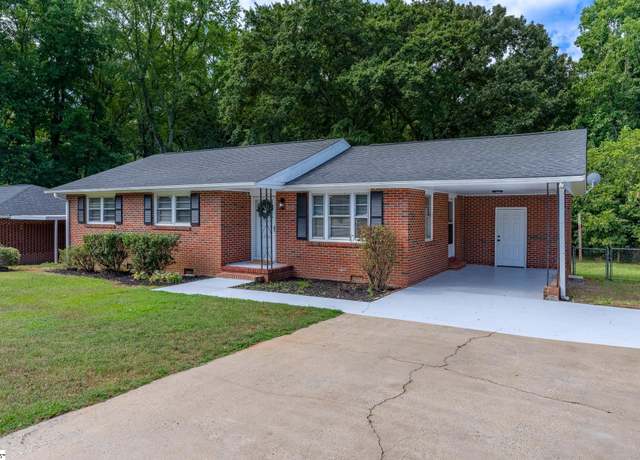 Property at 3912 Seminole Ave, Anderson, SC 29626, 3 beds, 2 baths