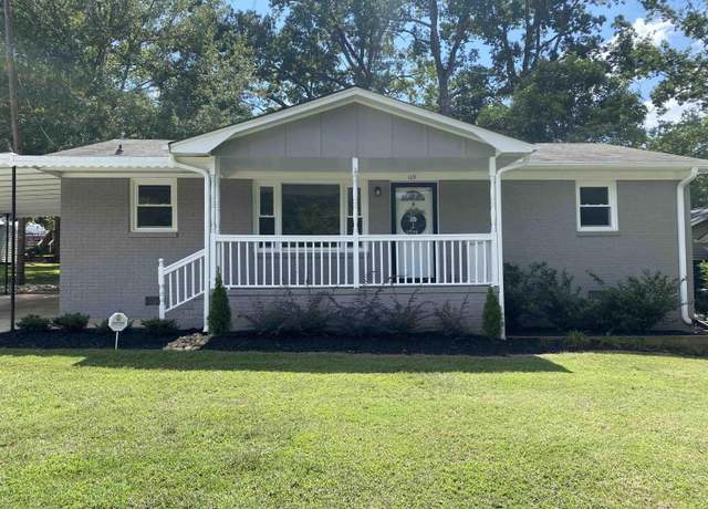 Property at 109 Edgewood Dr, Greenville, SC 29605, 3 beds, 1 bath