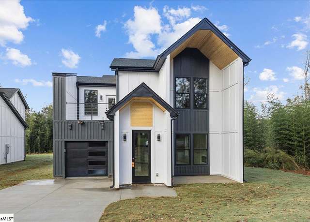 Property at 141 N Lee St, Chesnee, SC 29323, 3 beds, 2.5 baths
