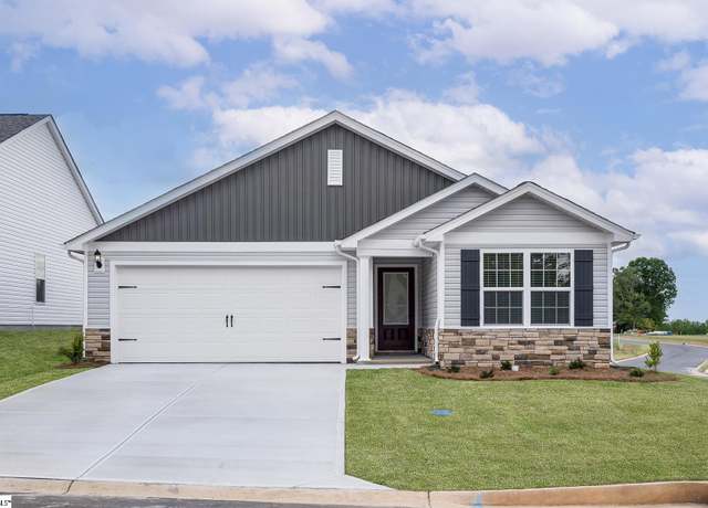Property at 1073 Mossy Oak Dr, Moore, SC 29369, 3 beds, 2 baths