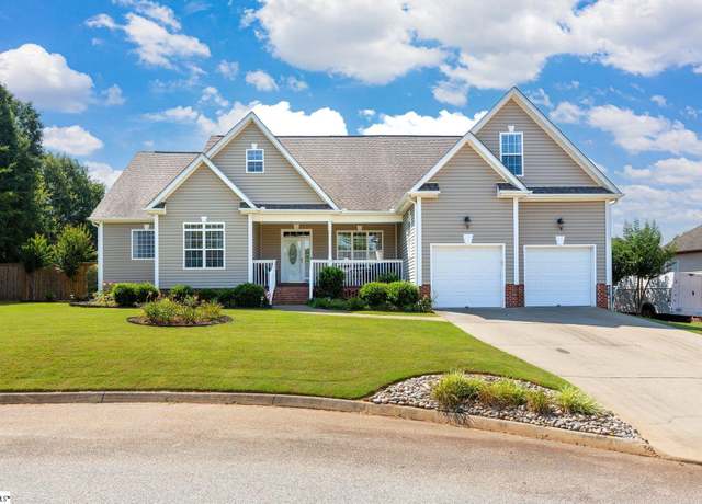 Property at 6 Nakkol Dr, Simpsonville, SC 29680, 4 beds, 3 baths