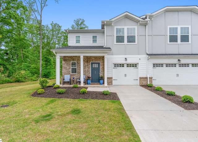 Property at 24 Sparrow Ln, Greenville, SC 29607, 3 beds, 2.5 baths