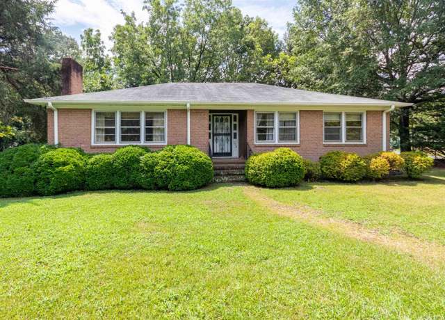 Property at 1014 Rutherford Rd, Greenville, SC 29609, 3 beds, 1.5 baths