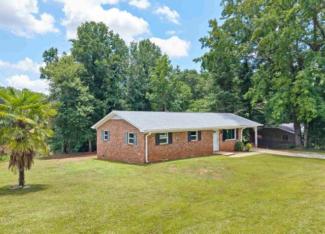 Property at 45 Maxie Ave, Greenville, SC 29611, 3 beds, 1.5 baths