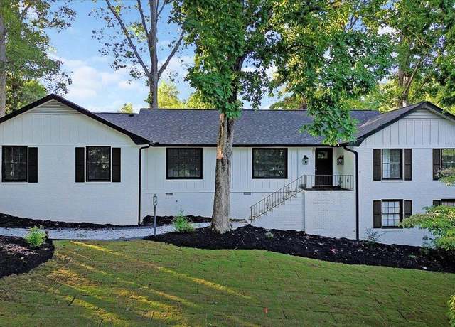Property at 203 Rosebay Dr, Greenville, SC 29615, 4 beds, 3 baths