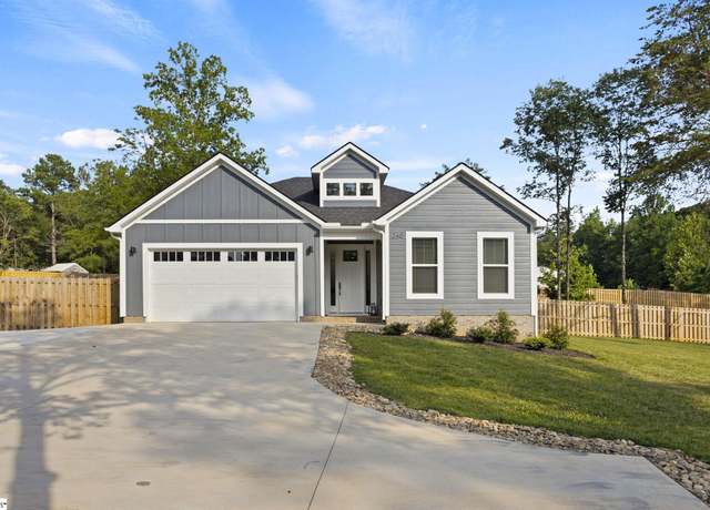 Property at 240 E Darby Rd, Taylors, SC 29687-6105, 3 beds, 2 baths