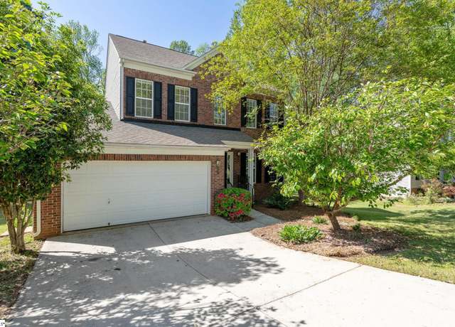 Property at 513 Scarlet Oak Dr, Fountain Inn, SC 29644, 4 beds, 2.5 baths