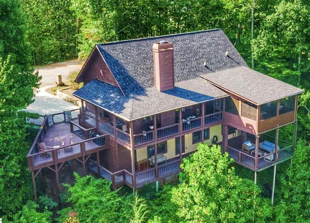 Property at 248 Bay View Dr, Salem, SC 29676, 4 beds, 2.5 baths