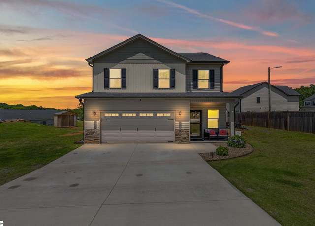 Property at 105 Hershey Dr, Piedmont, SC 29673, 3 beds, 2.5 baths