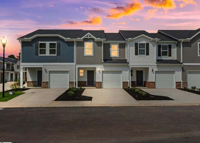 Property at 124 Arrow Ct, Greer, SC 29651, 3 beds, 2.5 baths