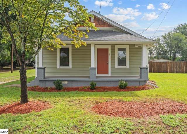 Property at 16 Bradley St, Greenville, SC 29611, 3 beds, 2 baths