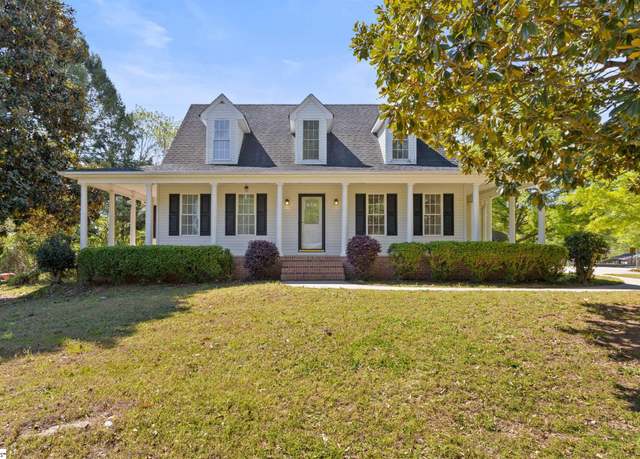 Property at 102 Tripp St, Williamston, SC 29697, 3 beds, 2.5 baths