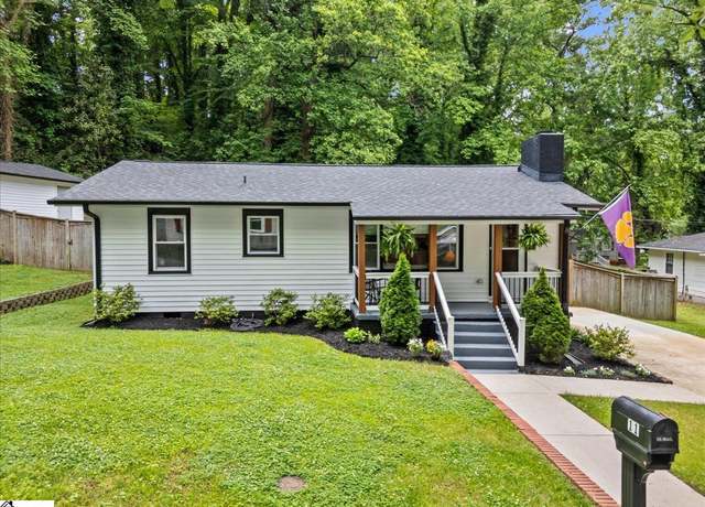 Property at 11 Christopher St, Greenville, SC 29617, 3 beds, 1 bath