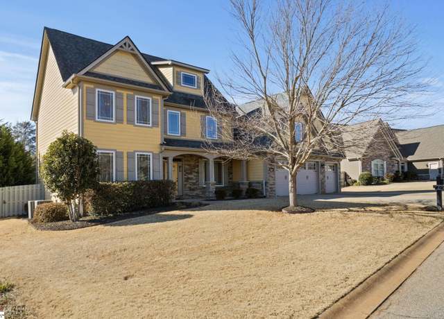 Property at 309 Reflection Dr, Lyman, SC 29365-9582, 4 beds, 2.5 baths