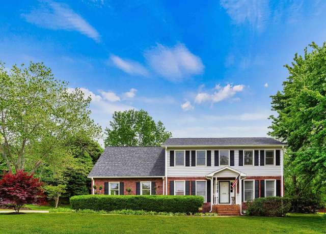 Property at 230 Donegal Dr, Moore, SC 29369, 4 beds, 2.5 baths