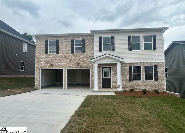 Property at 287 Pretoria St, Woodruff, SC 29388, 4 beds, 2.5 baths