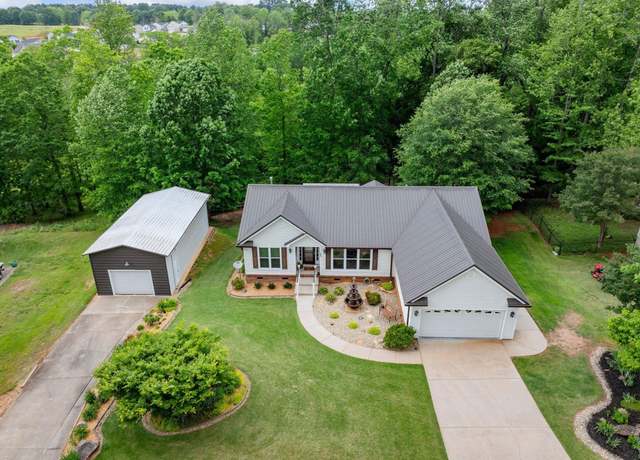 Property at 46 Lee St, Lyman, SC 29365, 3 beds, 2 baths