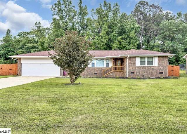 Property at 469 Royal Oak Dr, Spartanburg, SC 29302, 3 beds, 2 baths
