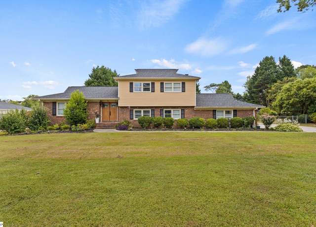 Property at 724 Hudson Rd, Greenville, SC 29615, 3 beds, 2 baths