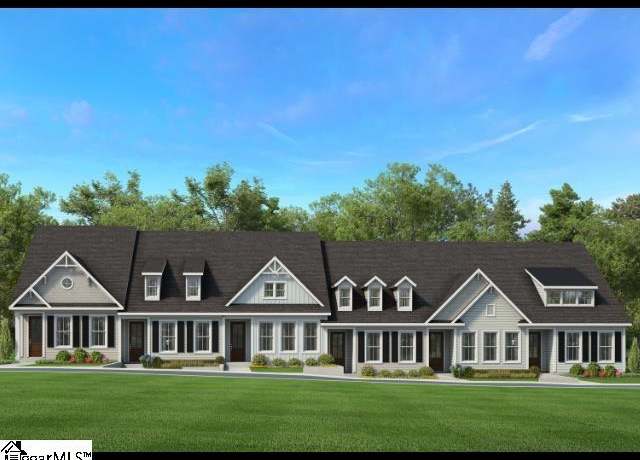Property at 230 Lake Greenwood Blvd, Greenwood, SC 29649, 3 beds, 2.5 baths