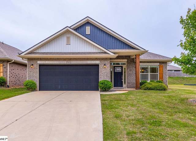 Property at 761 Radner Way, Boiling Springs, SC 29316, 4 beds, 2 baths