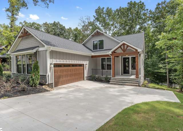 Property at 3104 Chatham Dr, Seneca, SC 29678, 4 beds, 2.5 baths