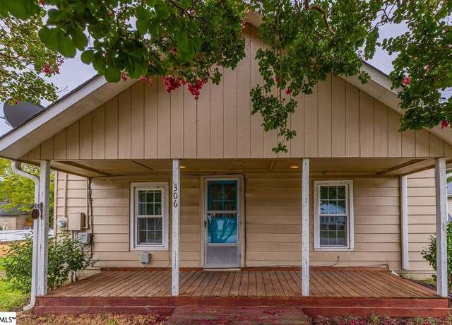 Property at 306 Poplar Dr, Greer, SC 29651, 2 beds, 1 bath