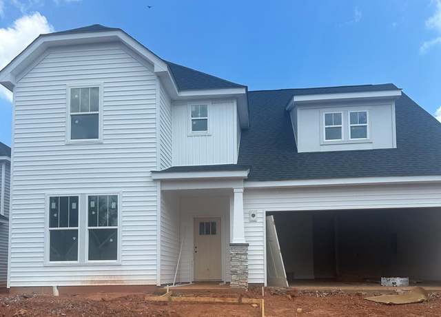 Property at 573 Reynard St, Spartanburg, SC 29303, 4 beds, 3 baths