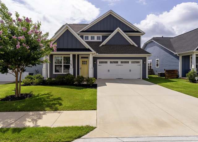 Property at 105 Wakelon Dr, Greer, SC 29651, 3 beds, 2.5 baths