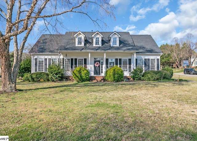 Property at 101 W Fieldsparrow Ct, Greenville, SC 29615, 4 beds, 3 baths