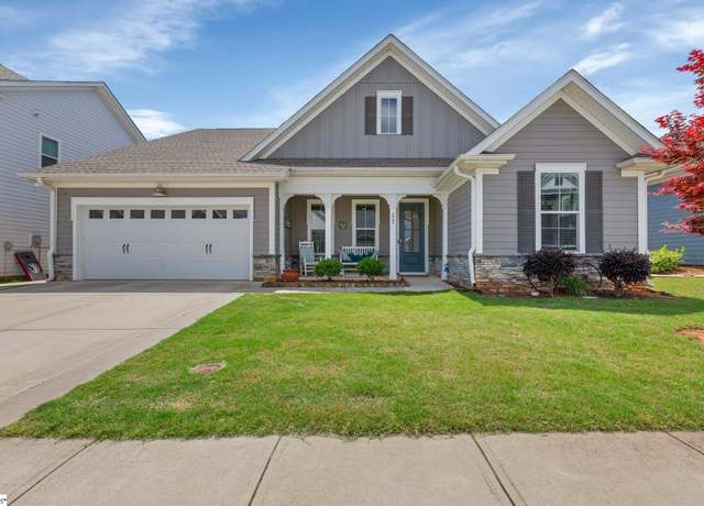 Property at 222 Durness Dr, Simpsonville, SC 29681, 4 beds, 3.5 baths