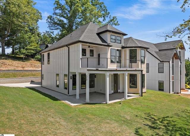 Property at 25 Harbor Dr, Greenville, SC 29611, 3 beds, 3.5 baths