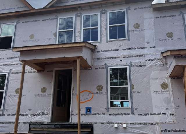 Property at 404 Encampment Blvd, Simpsonville, SC 29681, 3 beds, 3.5 baths