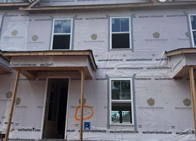 Property at 406 Encampment Blvd, Simpsonville, SC 29681, 3 beds, 3.5 baths