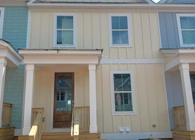 Property at 406 Encampment Blvd, Simpsonville, SC 29681, 3 beds, 3.5 baths