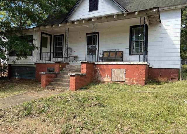 Property at 294 Austin St, Spartanburg, SC 29301, 3 beds, 1 bath