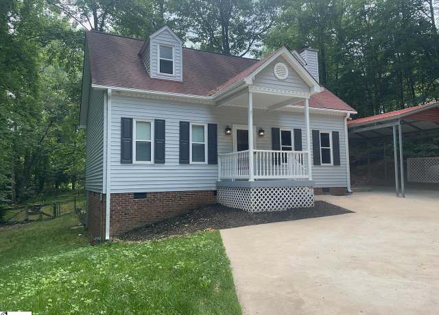 Property at 1002 Still Holllow Ln, Taylors, SC 29687, 3 beds, 3 baths