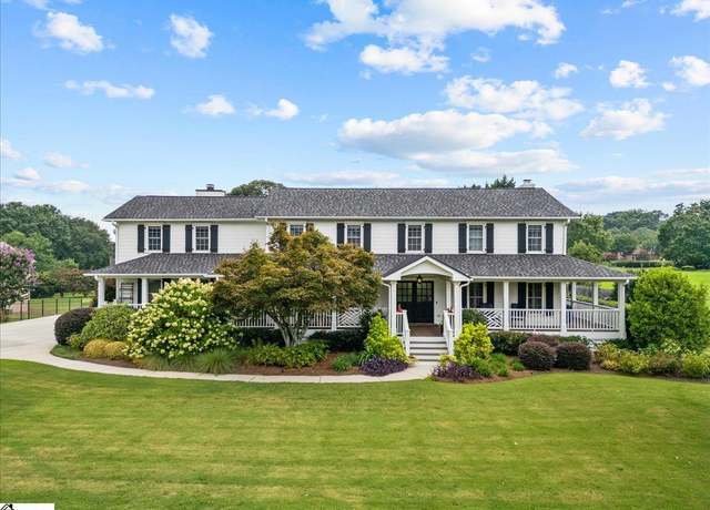 Property at 104 Meadow Wood Dr, Greenville, SC 29615, 5 beds, 4 baths