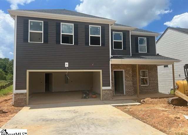 Property at 299 Pretoria Dr Lot 63, Woodruff, SC 29388, 4 beds, 2.5 baths
