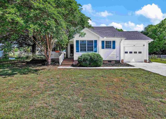 Property at 111 Canvas Back Ct, Anderson, SC 29626, 3 beds, 2 baths