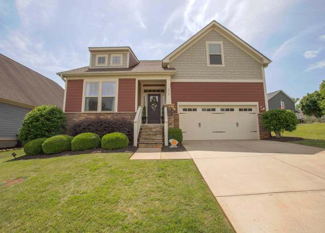 Property at 250 Chickadee Trl, Easley, SC 29642, 4 beds, 3 baths