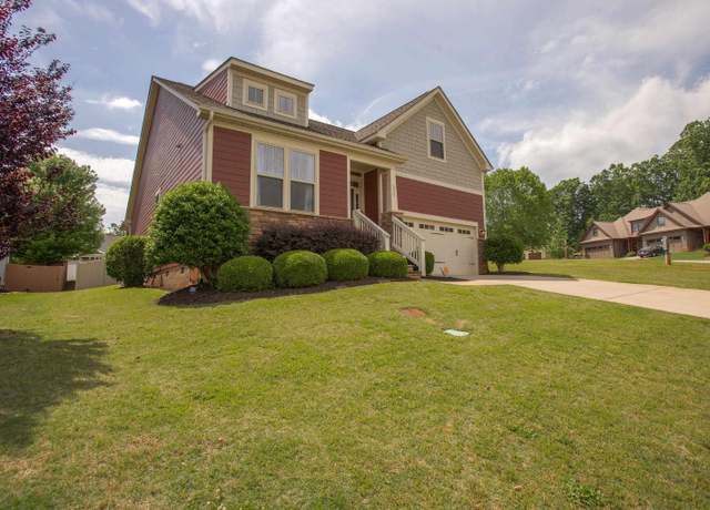Property at 250 Chickadee Trl, Easley, SC 29642, 4 beds, 3 baths