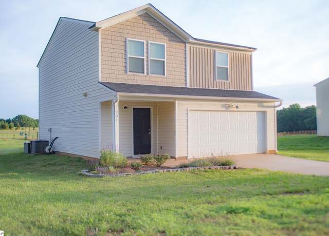 Property at 201 Old Burnett Rd, Inman, SC 29349, 3 beds, 2.5 baths