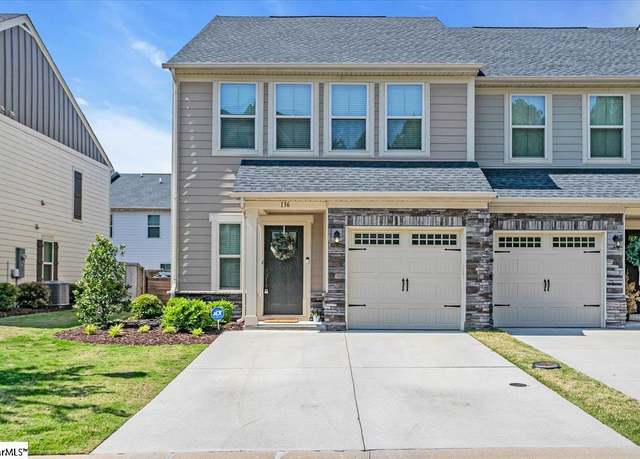 Property at 136 Eagle Wood Dr, Greenville, SC 29607, 3 beds, 2.5 baths