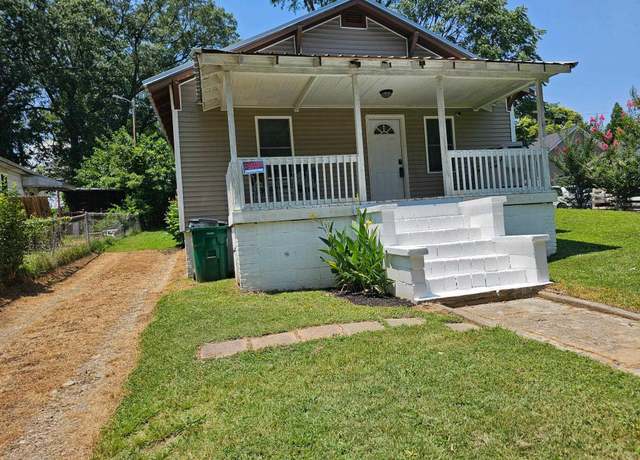 Property at 24 Oak St, Spartanburg, SC 29306, 2 beds, 1 bath