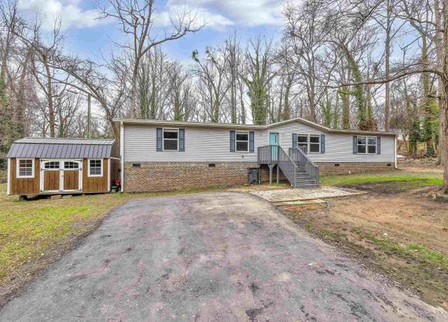 Property at 227 Murrell Rd, Greenville, SC 29605, 4 beds, 2 baths