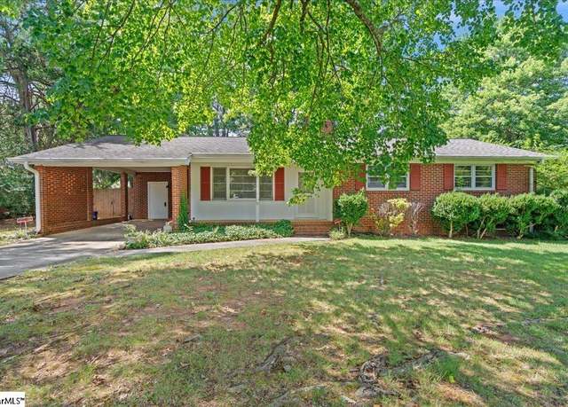 Property at 16 Wardview Ave, Greenville, SC 29617, 3 beds, 1.5 baths