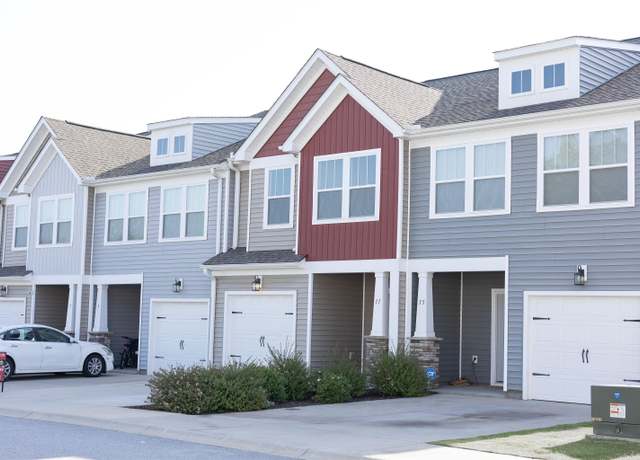 Property at 11 Starlake Rd, Simpsonville, SC 29681, 3 beds, 2.5 baths